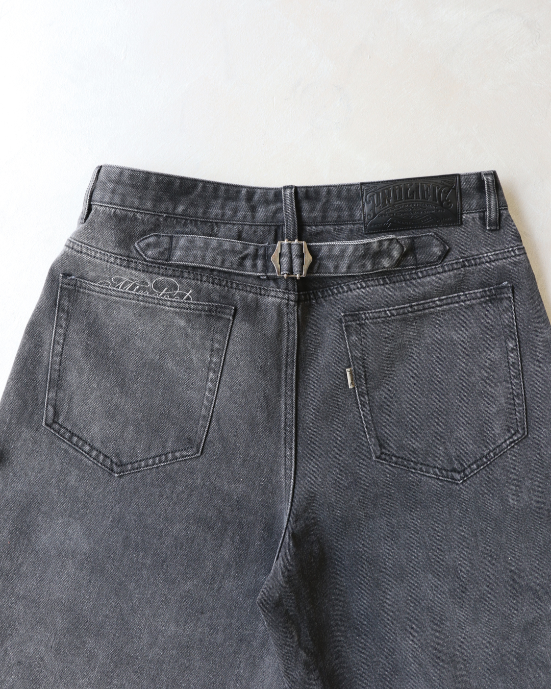 Prolific Jorts (Stone Wash)